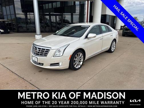 White Diamond Tricoat 2015 Cadillac XTS Luxury