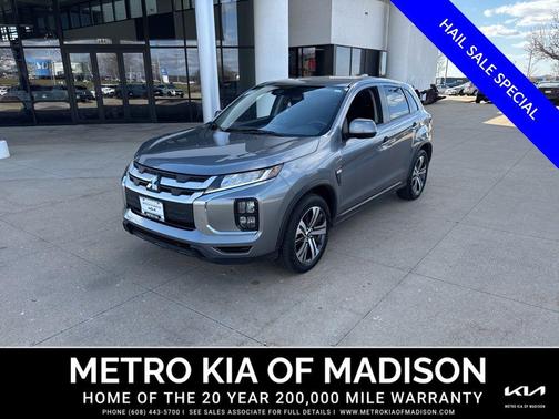 Mercury Gray Metallic 2025 Mitsubishi Outlander Sport 2.0 ES