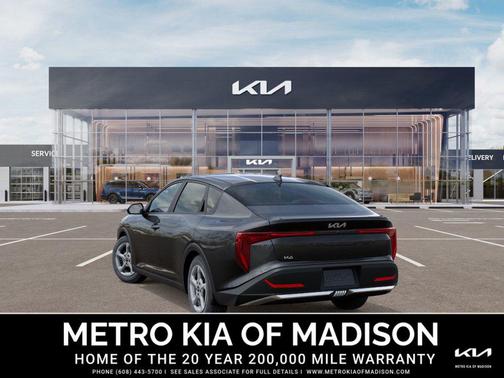 2025 Kia K4 LXS