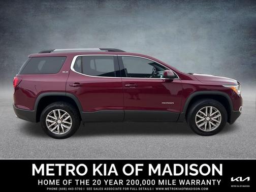 2017 GMC Acadia SLE-2