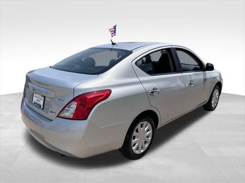 2012 Nissan Versa 1.6 S