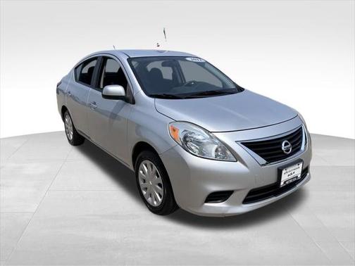 2012 Nissan Versa 1.6 S