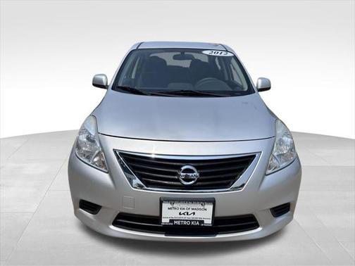 2012 Nissan Versa 1.6 S