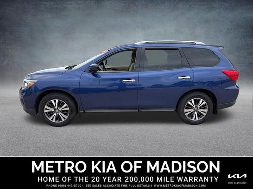 Caspian Blue 2017 Nissan Pathfinder SV