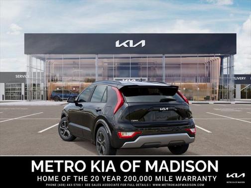 2025 Kia Niro SX