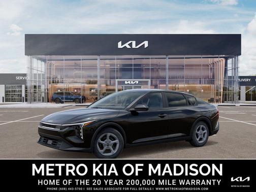 2025 Kia K4 LXS