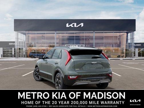 Cityscape Green 2026 Kia Niro EV Wave