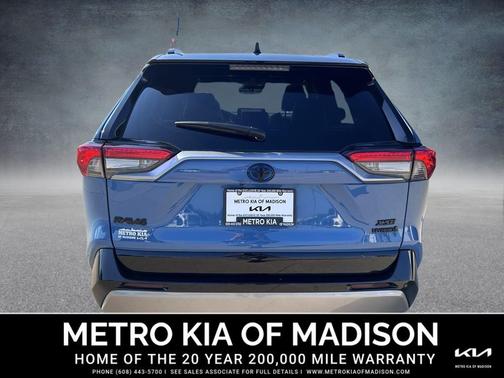 2024 Toyota RAV4 Hybrid SE