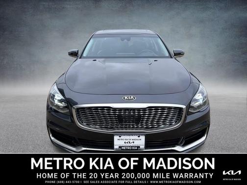 2020 Kia K900 Luxury