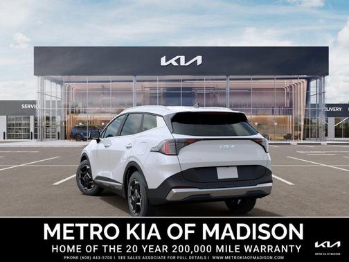 Snow White Pearl 2026 Kia Sportage Hybrid EX