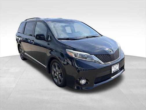 2016 Toyota Sienna SE Premium