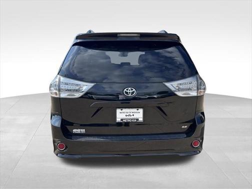 2016 Toyota Sienna SE Premium
