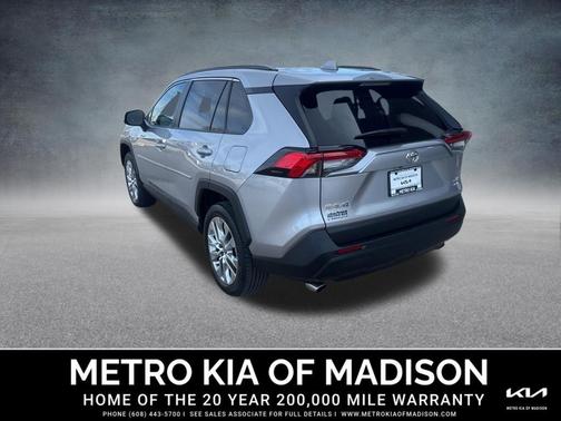 2025 Toyota RAV4 XLE Premium