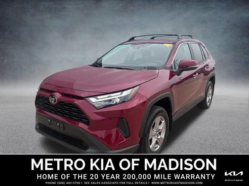 2022 Toyota RAV4 XLE