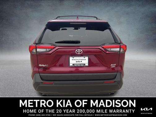 2022 Toyota RAV4 XLE