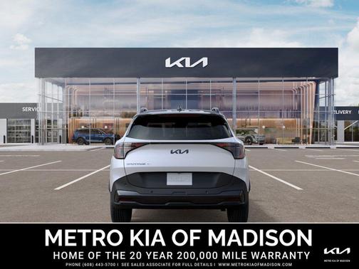 Glacier White Pearl/Black Roof 2026 Kia Sportage S