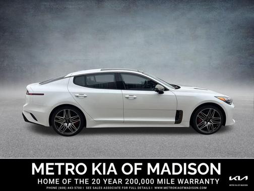 2023 Kia Stinger GT2