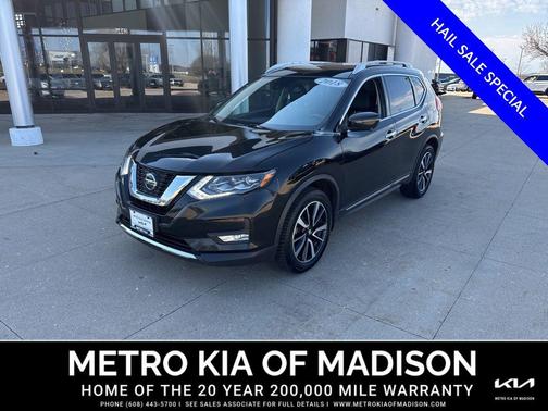 Magnetic Black 2018 Nissan Rogue SL