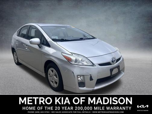 2010 Toyota Prius III