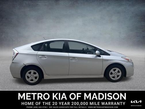 2010 Toyota Prius III