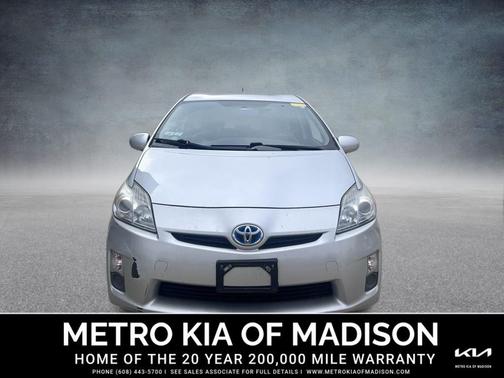 2010 Toyota Prius III