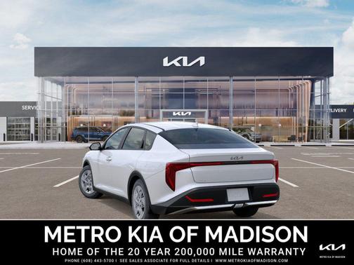 2025 Kia K4 LX