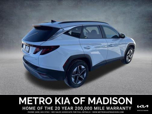 2025 Hyundai TUCSON SEL