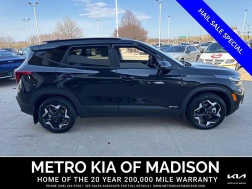 Fusion Black 2026 Kia Seltos S
