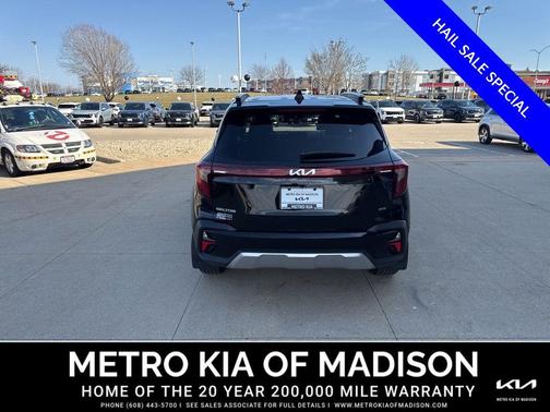 Fusion Black 2026 Kia Seltos S