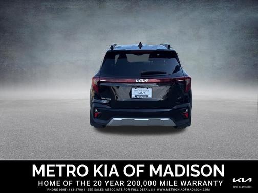 Fusion Black 2026 Kia Seltos S