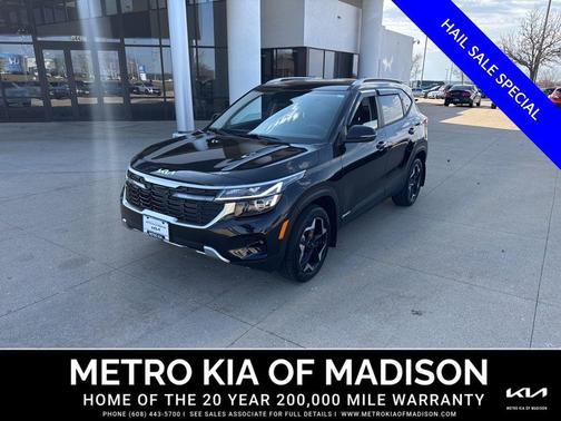 Fusion Black 2026 Kia Seltos S