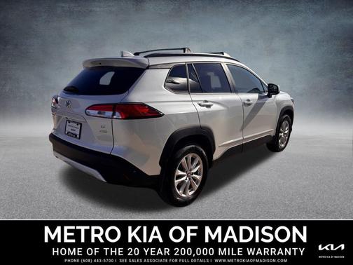 2022 Toyota Corolla Cross LE