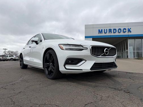 2021 Volvo S60 T5