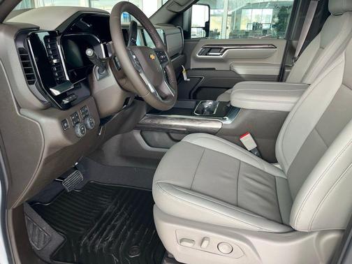 2026 Chevrolet Silverado 3500 LTZ