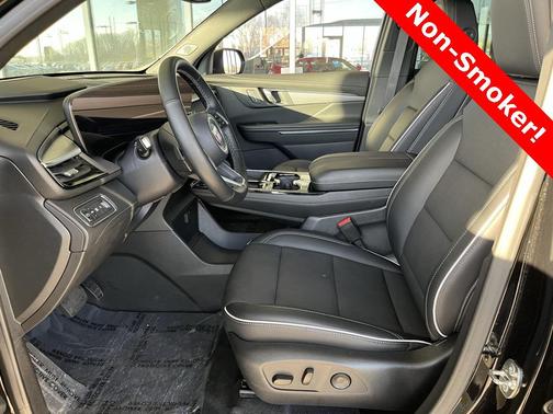 2025 Buick Enclave Preferred FWD