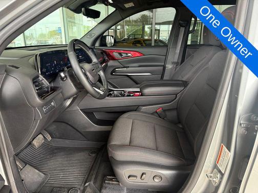 Sterling Gray Metallic 2024 Chevrolet Traverse AWD Z71