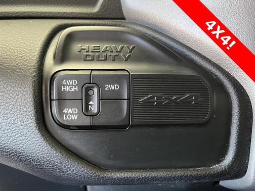 2023 RAM 3500 Big Horn Crew Cab 4x4 6'4' Box