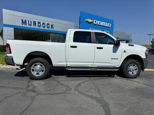 2023 RAM 3500 Big Horn Crew Cab 4x4 6'4' Box