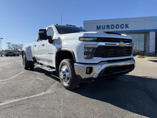 2026 Chevrolet Silverado 3500 LT
