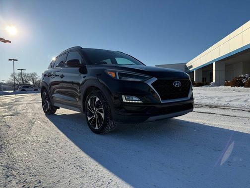 2020 Hyundai TUCSON Sport