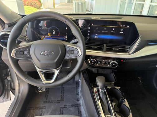 Sterling Gray Metallic 2026 Chevrolet Trax LT