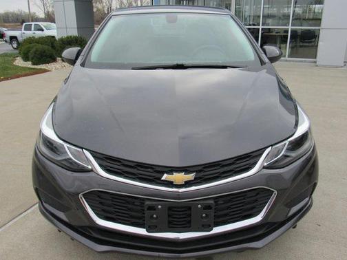 Tungsten Metallic 2017 Chevrolet Cruze LT