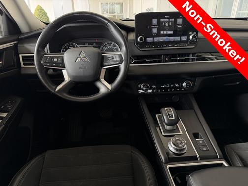 2022 Mitsubishi Outlander 