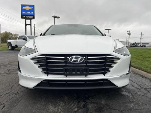 2022 Hyundai SONATA SE