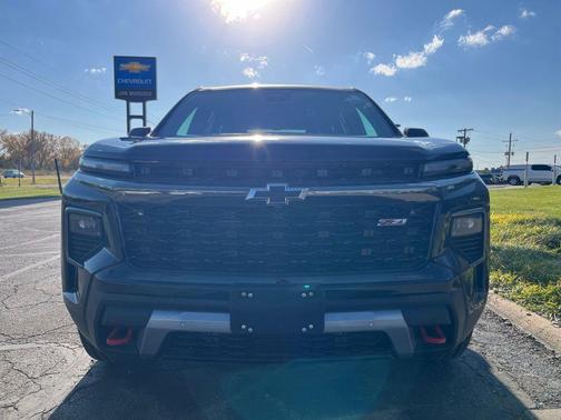 Mosaic Black Metallic 2026 Chevrolet Traverse AWD Z71