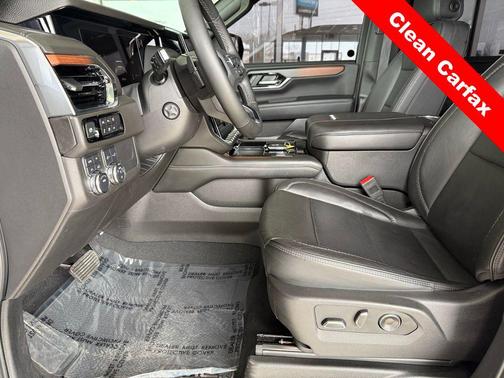 Summit White 2025 GMC Yukon Denali