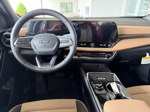 Sterling Gray Metallic 2026 Chevrolet Equinox AWD ACTIV