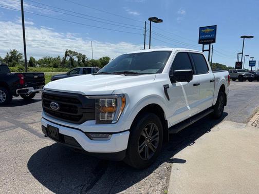 Oxford White 2023 Ford F-150