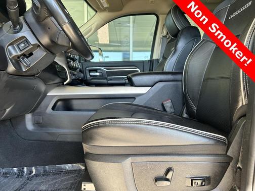 2022 RAM 2500 Laramie Crew Cab 4x4 6'4' Box