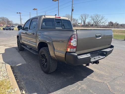 2015 Toyota Tacoma Base